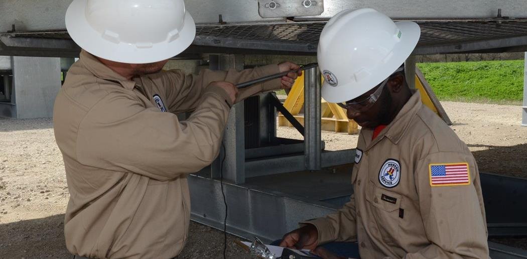 air cooled heat exchanger servicing