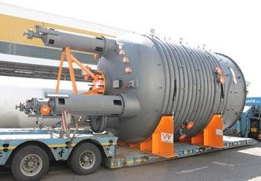 specialty heat exchanger for hydrotreating